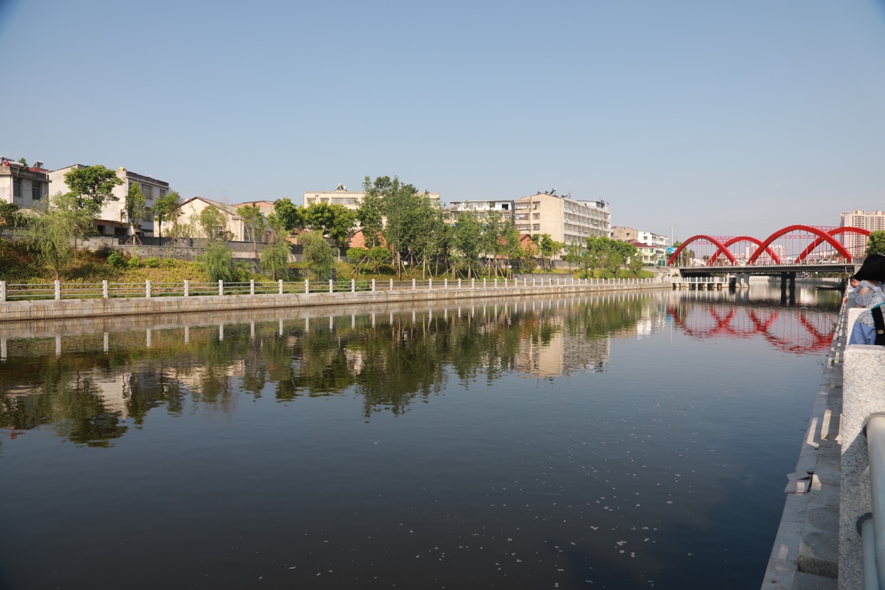 聚焦服务型执法队伍专业化建设