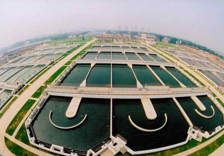 是一家以从事土木工程建筑业为主的企业