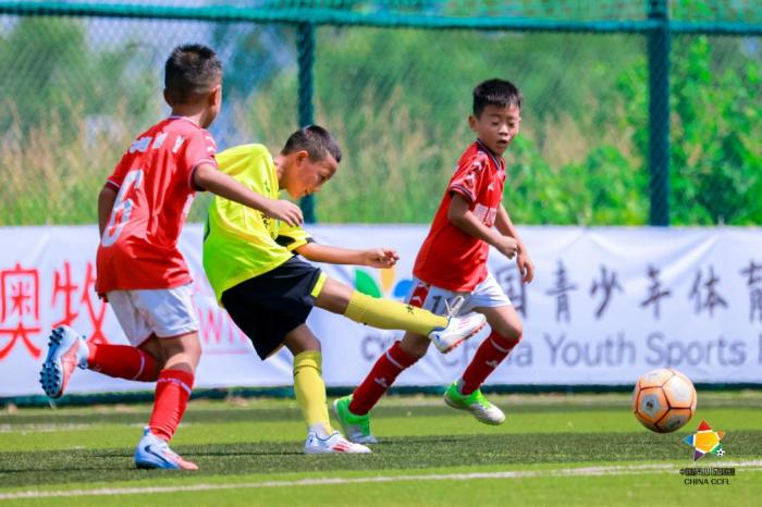 2025中国城市少儿足球联赛总决赛长沙启幕 全国